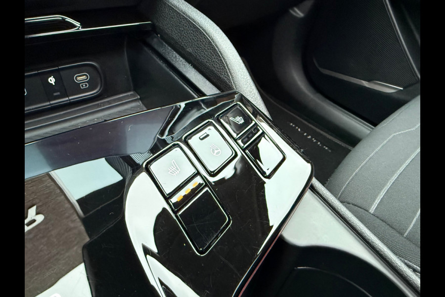 Kia Sportage 1.6 T-GDi Plug-in Hybrid AWD DynamicPlusLine - Automaat - Pano/Schuifdak - Navi - Org.NL