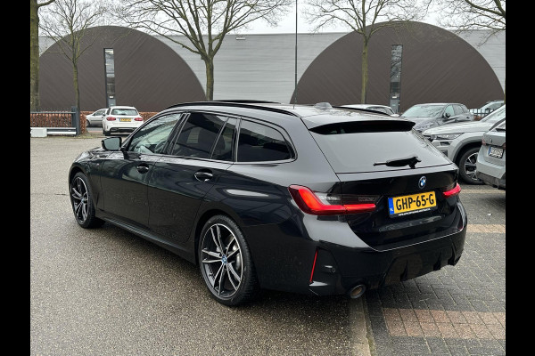 BMW 3 Serie Touring 320e M-SPORT | FACELIFT| PANO|1.STE EIGENAAR, DEALER OH. | LEER | ELEK. TREKHAAK| FABRIEKSGARANTIE T/M 08 2027| LEER| STOELVERWARMING| 19 INCH! SUPER COMPLEET!