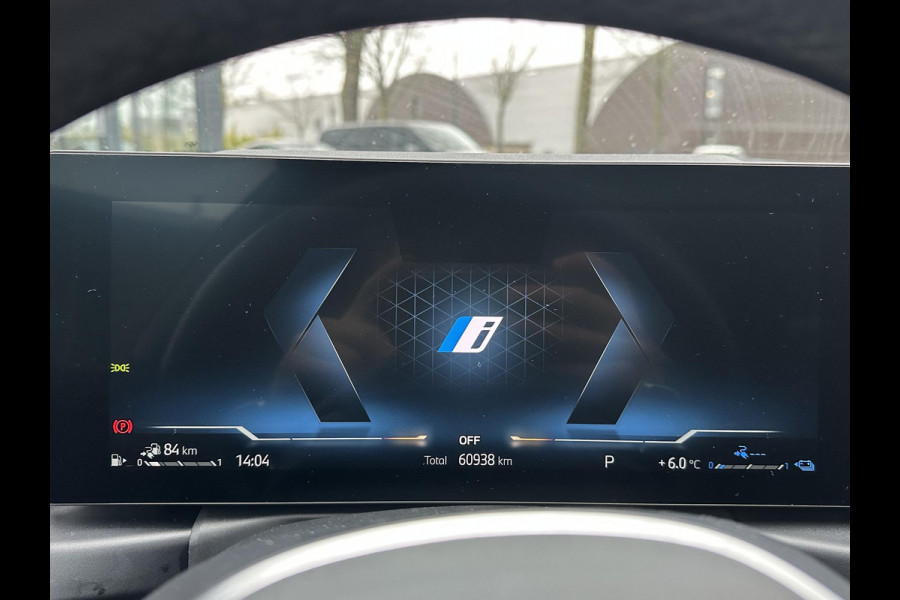 BMW 3 Serie Touring 320e M-SPORT | FACELIFT| PANO|1.STE EIGENAAR, DEALER OH. | LEER | ELEK. TREKHAAK| FABRIEKSGARANTIE T/M 08 2027| LEER| STOELVERWARMING| 19 INCH! SUPER COMPLEET!