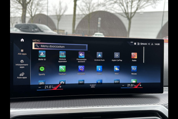 BMW 3 Serie Touring 320e M-SPORT | FACELIFT| PANO|1.STE EIGENAAR, DEALER OH. | LEER | ELEK. TREKHAAK| FABRIEKSGARANTIE T/M 08 2027| LEER| STOELVERWARMING| 19 INCH! SUPER COMPLEET!