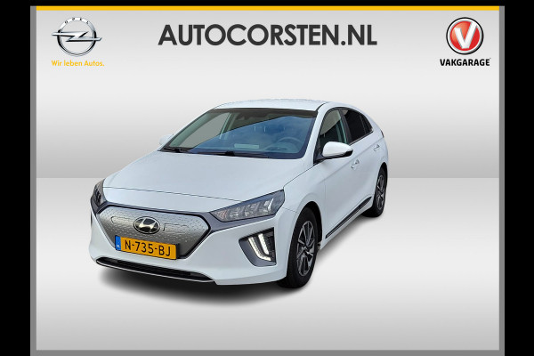 Hyundai IONIQ Comfort EV 40kWh SOH 99.7% !! NWE MODEL Warmtepomp Navi Ecc Camera Adap.Cruise Stoelverwarming Pdc Apple Carplay/Android Auto Lane Assist Isofix Keyless Led I-key Regensensor Rijstrooksensor Origineel Nederlandse Auto