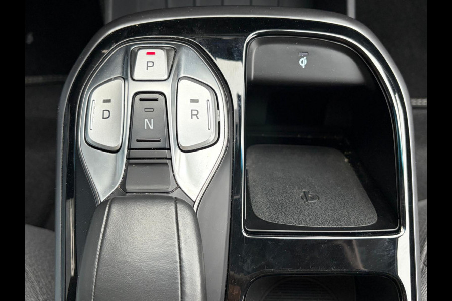 Hyundai IONIQ Comfort EV 40kWh SOH 99.7% !! NWE MODEL Warmtepomp Navi Ecc Camera Adap.Cruise Stoelverwarming Pdc Apple Carplay/Android Auto Lane Assist Isofix Keyless Led I-key Regensensor Rijstrooksensor Origineel Nederlandse Auto
