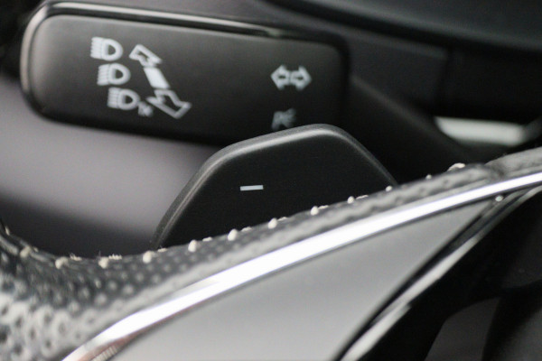 Škoda Karoq 1.5 TSI ACT Sportline Business Navi, Apple Carplay, Camera, Trekhaak, Climate, Sporstoelen