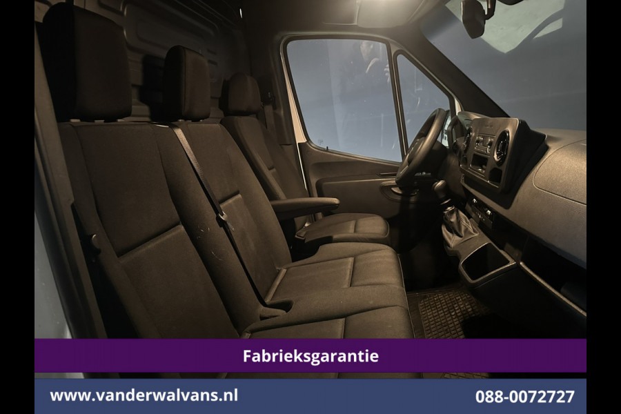 Mercedes-Benz Sprinter 211CDI L2H2 Fabrieksgarantie Euro6 Airco | Trekhaak | Camera Bijrijdersbank