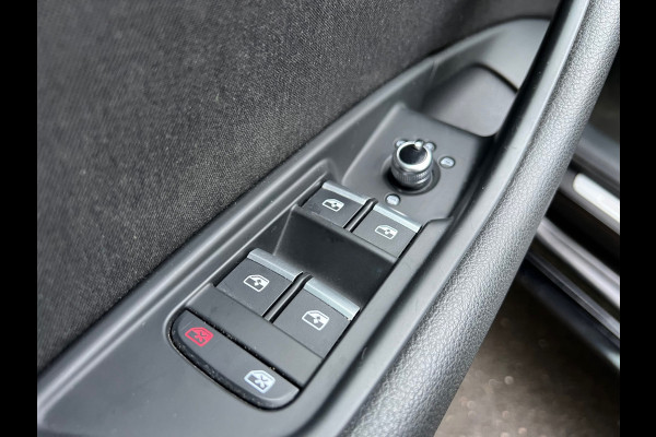 Audi A4 Avant 1.4 TFSI Sport S line black edition | Cruise + Navi Nu € 14.750,-!!!