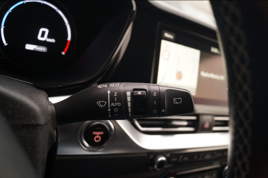 Kia e-Niro ExecutiveLine 64kWh -LEER-NAVI-ECC-CAM-