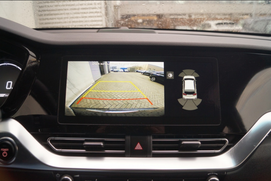 Kia e-Niro ExecutiveLine 64kWh -LEER-NAVI-ECC-CAM-