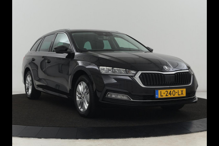 Škoda Octavia 1.0 TSI Business Edition | Trekhaak | Carplay | Sfeerverlichting | Stoelverwarming | Full LED | Parkeerhulp | Digital Cockpit | DAB | Cruise control | Climate control