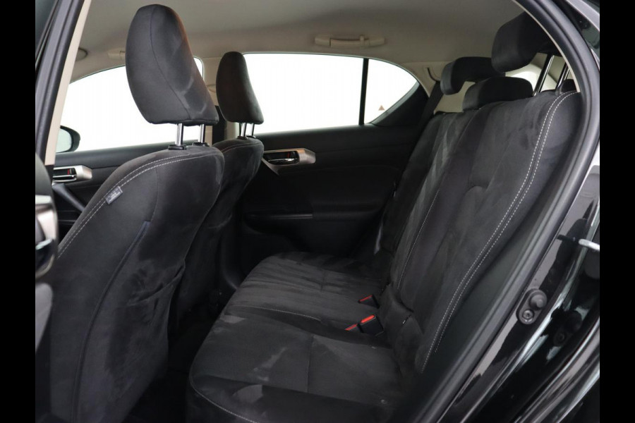 Lexus CT 200h Business Line | Alcantara | Camera | Navigatie | Full LED | Cruise control | Climate control