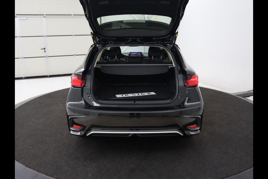 Lexus CT 200h Business Line | Alcantara | Camera | Navigatie | Full LED | Cruise control | Climate control