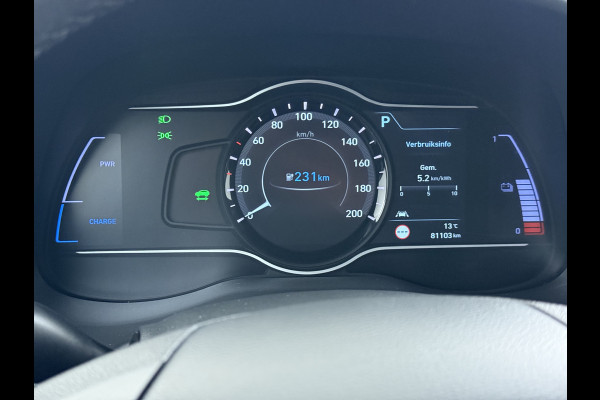 Hyundai Kona EV 64kWh 204pk SOH 100% Premium Leer Warmtepomp Head-Up Display Apple Carplay Android Navi Camera Elektr.Stoelen+Leer+Verwarmd+G Pdc Subwoofer Bluetooth Dodehoek detector Privacy Glas Rijstrooksensor 1e Eigenaar Origineel Nederlandse Auto  € 48.210 nieuw!