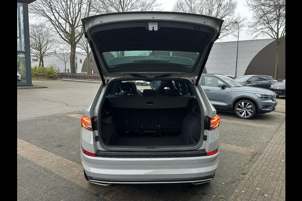 Škoda Kodiaq 1.5 TSI Sportline Business AUTOMAAT | PANORAMADAK | ADAPTIEVE CRUISECONTROL | CAMERA | ELEKTRISCHE STOEL/KOFFERRUIK | STANDKACHEL | STOELVERWARMING VOOR + ACHTER | SKODA DEALER ONDERHOUDEN | RIJKLAAR GELEVERD