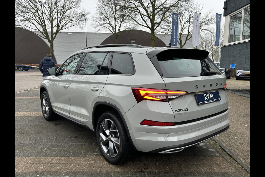 Škoda Kodiaq 1.5 TSI Sportline Business AUTOMAAT | PANORAMADAK | ADAPTIEVE CRUISECONTROL | CAMERA | ELEKTRISCHE STOEL/KOFFERRUIK | STANDKACHEL | STOELVERWARMING VOOR + ACHTER | SKODA DEALER ONDERHOUDEN | RIJKLAAR GELEVERD