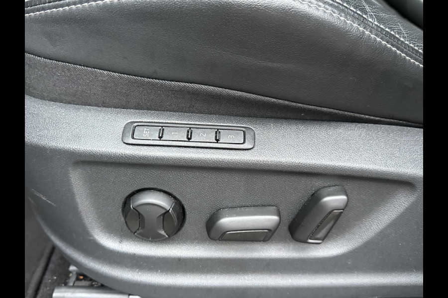 Škoda Kodiaq 1.5 TSI Sportline Business AUTOMAAT | PANORAMADAK | ADAPTIEVE CRUISECONTROL | CAMERA | ELEKTRISCHE STOEL/KOFFERRUIK | STANDKACHEL | STOELVERWARMING VOOR + ACHTER | SKODA DEALER ONDERHOUDEN | RIJKLAAR GELEVERD