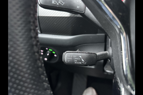 Škoda Kodiaq 1.5 TSI Sportline Business AUTOMAAT | PANORAMADAK | ADAPTIEVE CRUISECONTROL | CAMERA | ELEKTRISCHE STOEL/KOFFERRUIK | STANDKACHEL | STOELVERWARMING VOOR + ACHTER | SKODA DEALER ONDERHOUDEN | RIJKLAAR GELEVERD