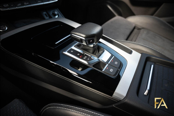 Audi Q5 50 TFSI e S Line 22Inch|Panodak|Luchtvering|Headup