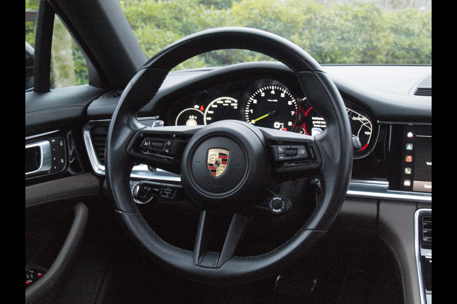 Porsche Panamera Sport Turismo 2.9 4S E-Hybrid 560 PK | Panoramadak | 360 ° Camera | NL-Auto | Dealer onderhouden | BTW |