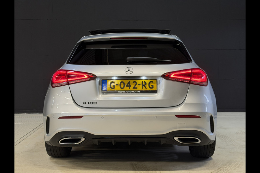 Mercedes-Benz A-Klasse 180 Business Solution AMG | Panoramadak | Camera | Carplay | Stoelverwarming