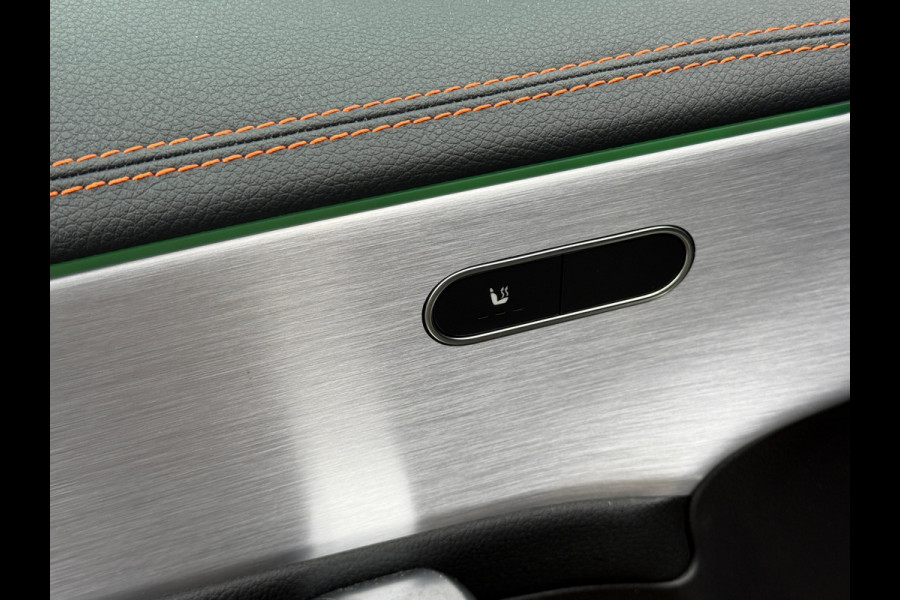 Mercedes-Benz CLA-Klasse 180 AMG |Edition 1|Pano|Sfeer|Dealer Onderhouden