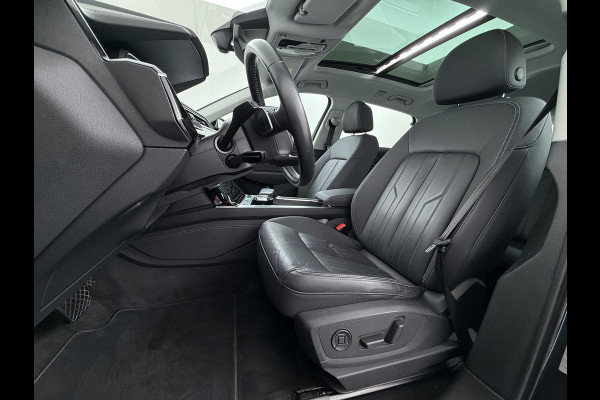 Audi e-tron 313pk Quattro Leer PanoDak Adaptive.Cruise Camera Elek.Stoelen+Memory+Verwarmd Navi Ecc Pdc Stoelverwarming Elek.Achterklep AWD Led Bluetooth Rijstrooksensor WiFi Lmv 4WD SOH 91% Business Edition Plus 71kWh Origineel Nederlandse Auto 1800kg trekvermogen!