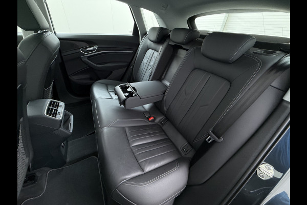 Audi e-tron 313pk Quattro Leer PanoDak Adaptive.Cruise Camera Elek.Stoelen+Memory+Verwarmd Navi Ecc Pdc Stoelverwarming Elek.Achterklep AWD Led Bluetooth Rijstrooksensor WiFi Lmv 4WD SOH 91% Business Edition Plus 71kWh Origineel Nederlandse Auto 1800kg trekvermogen!