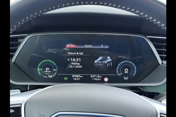 Audi e-tron 313pk Quattro Leer PanoDak Adaptive.Cruise Camera Elek.Stoelen+Memory+Verwarmd Navi Ecc Pdc Stoelverwarming Elek.Achterklep AWD Led Bluetooth Rijstrooksensor WiFi Lmv 4WD SOH 91% Business Edition Plus 71kWh Origineel Nederlandse Auto 1800kg trekvermogen!