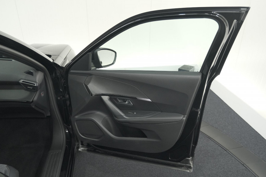 Peugeot 2008 1.2 Hybrid 145 Allure | 360 Camera | Adaptieve Cruise Control | Dodehoekdetectie | Apple Carplay