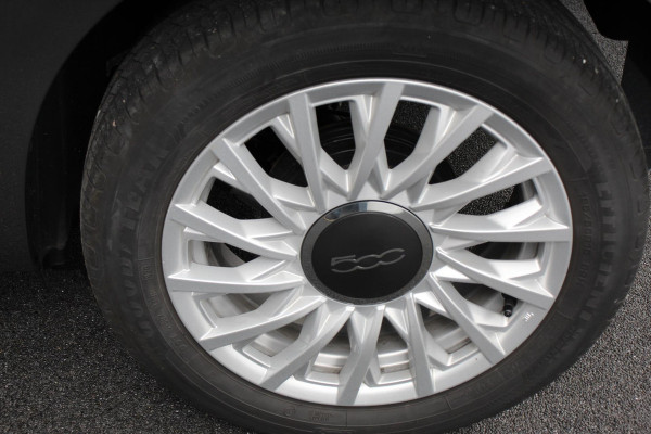 Fiat 500C 1.0 Hybrid Lounge Plus | Navigatie | Cruise Control |Climate Control | Parkeersensoren Achter | DAB | Lichtmetalen velgen