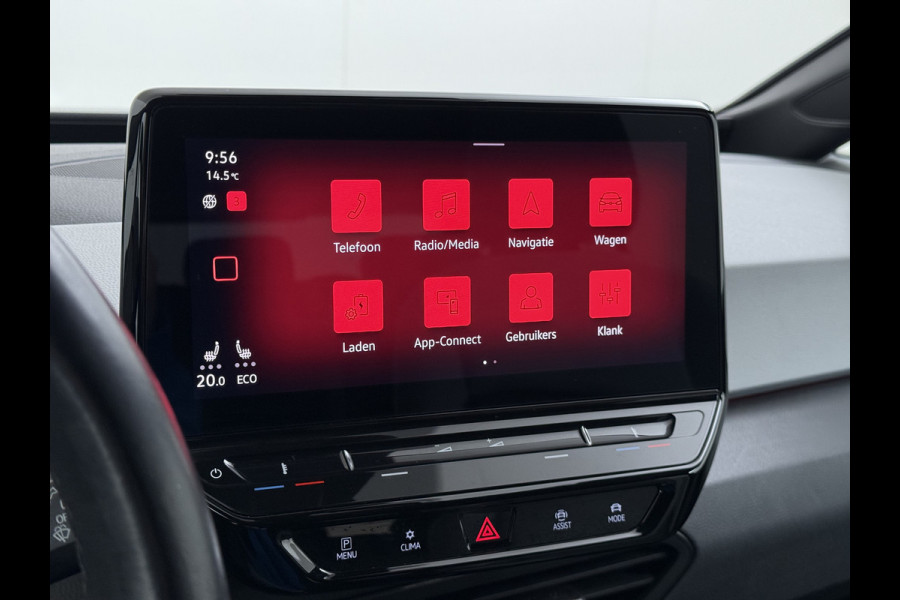 Volkswagen ID.3 First Plus 58kWh 204pk Camera Trekhaak 19"lm Adap.Cruise Matrix-Led Navi-Pro Ecc Apple Carplay Android Auto Pdc SOH 90% Lmv Stoel+Stuurverwarming Wifi  Rijstrooksensor Origineel Nederlandse Auto € 43.675,- nieuw
