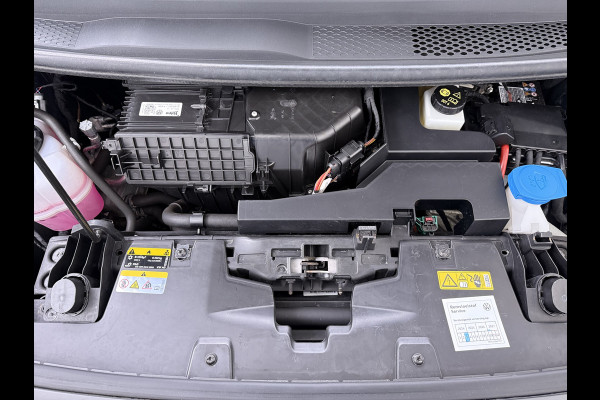 Volkswagen ID.3 First Plus 58kWh 204pk Camera Trekhaak 19"lm Adap.Cruise Matrix-Led Navi-Pro Ecc Apple Carplay Android Auto Pdc SOH 90% Lmv Stoel+Stuurverwarming Wifi  Rijstrooksensor Origineel Nederlandse Auto € 43.675,- nieuw