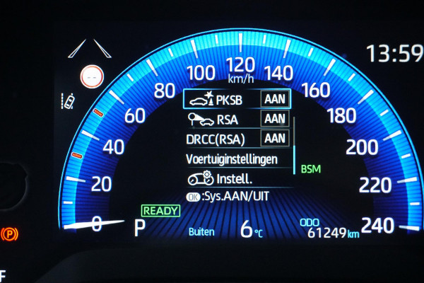 Toyota Corolla 1.8 Hybrid Style + DODEHOEK / STUURVERWARMING / VOORRUITVERWARMING