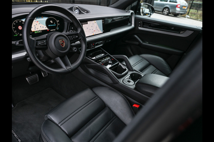 Porsche Cayenne 3.0 E-Hybrid · Sport chrono · Panorama dak · Adaptive cruise · 360 Camera · Keyless · Luchtvering · Bose sound · Memory seats ·