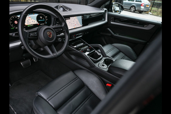 Porsche Cayenne 3.0 E-Hybrid · Sport chrono · Panorama dak · Adaptive cruise · 360 Camera · Keyless · Luchtvering · Bose sound · Memory seats ·