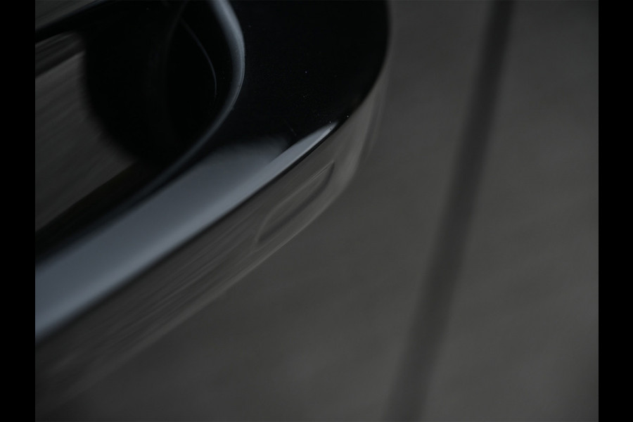 Porsche Cayenne 3.0 E-Hybrid · Sport chrono · Panorama dak · Adaptive cruise · 360 Camera · Keyless · Luchtvering · Bose sound · Memory seats ·