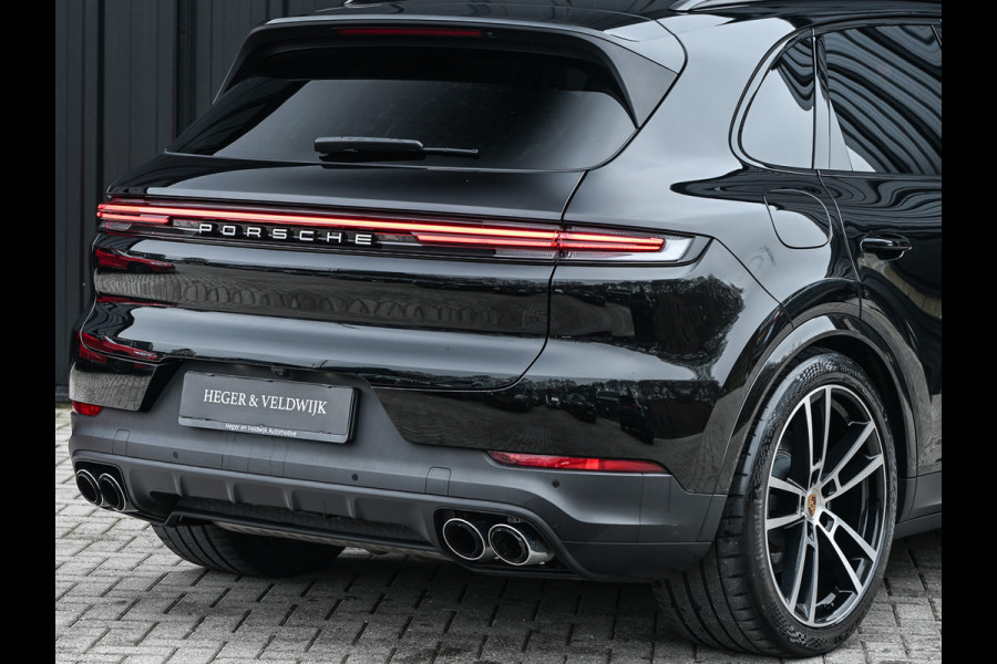 Porsche Cayenne 3.0 E-Hybrid · Sport chrono · Panorama dak · Adaptive cruise · 360 Camera · Keyless · Luchtvering · Bose sound · Memory seats ·