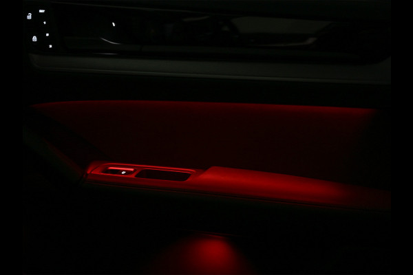 Porsche Cayenne 3.0 E-Hybrid · Sport chrono · Panorama dak · Adaptive cruise · 360 Camera · Keyless · Luchtvering · Bose sound · Memory seats ·