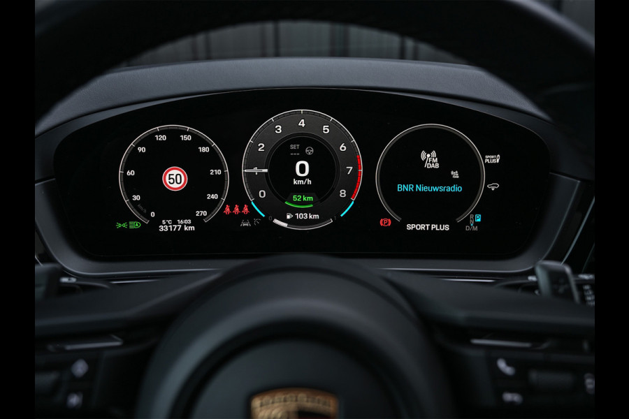 Porsche Cayenne 3.0 E-Hybrid · Sport chrono · Panorama dak · Adaptive cruise · 360 Camera · Keyless · Luchtvering · Bose sound · Memory seats ·