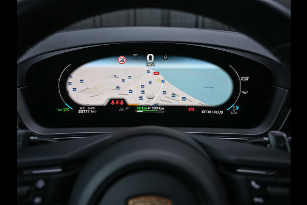 Porsche Cayenne 3.0 E-Hybrid · Sport chrono · Panorama dak · Adaptive cruise · 360 Camera · Keyless · Luchtvering · Bose sound · Memory seats ·