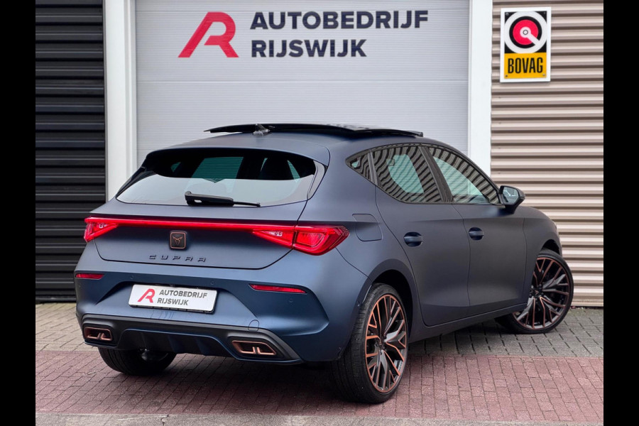 CUPRA Leon 1.4 e-Hybrid VZ Copper Edition Pano/Keyless/Matrix