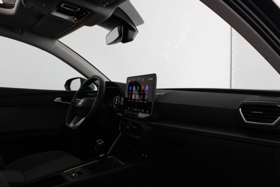 Seat Leon Sportstourer 1.5 TSI Style Business Panorama schuifdak/Stoelverwarming/Camera/Getint glas