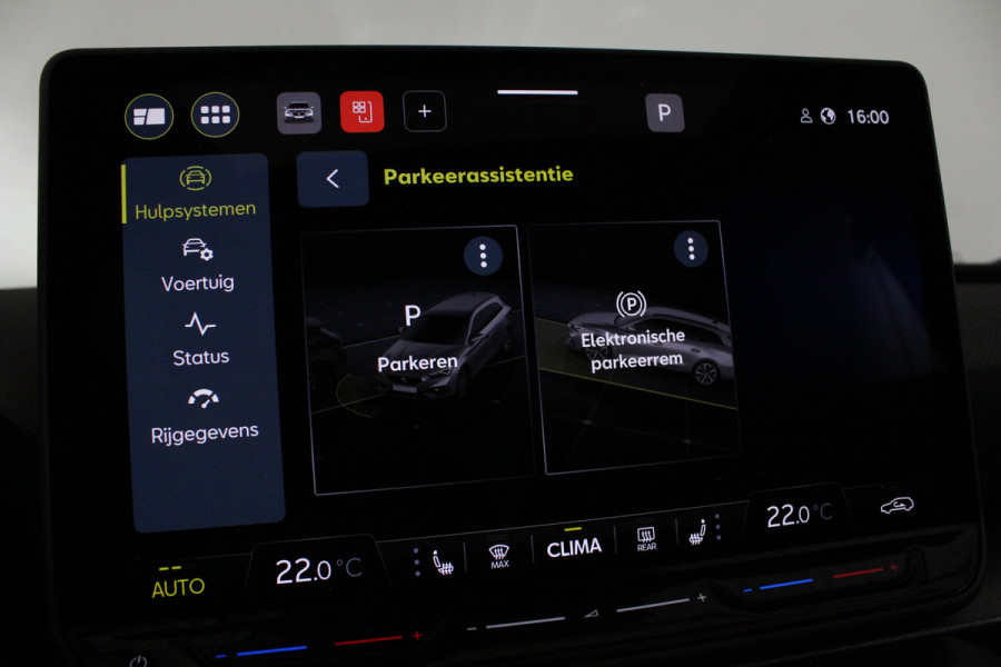 Seat Leon Sportstourer 1.5 TSI Style Business Panorama schuifdak/Stoelverwarming/Camera/Getint glas