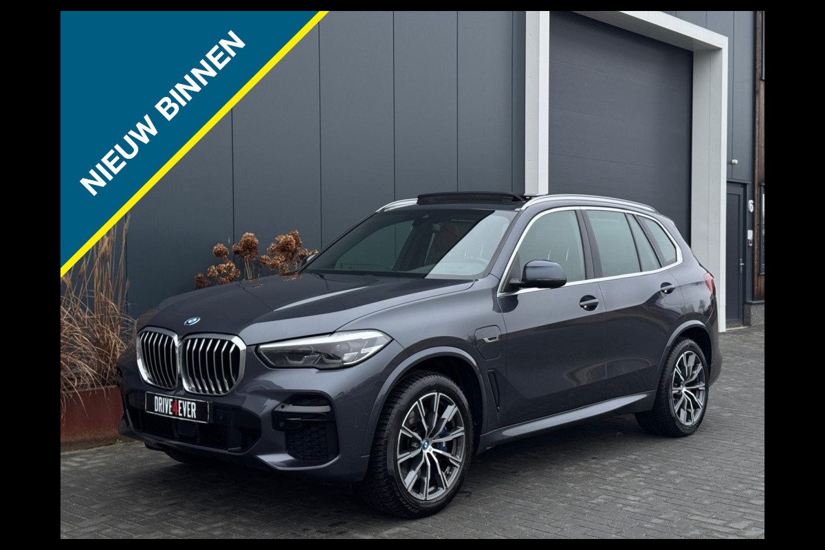BMW X5 xDrive45e M PACK PANO NAVI CAMERA LED LEDER SPORTVELGEN