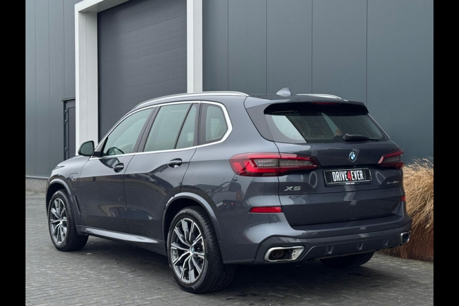 BMW X5 xDrive45e M PACK PANO NAVI CAMERA LED LEDER SPORTVELGEN
