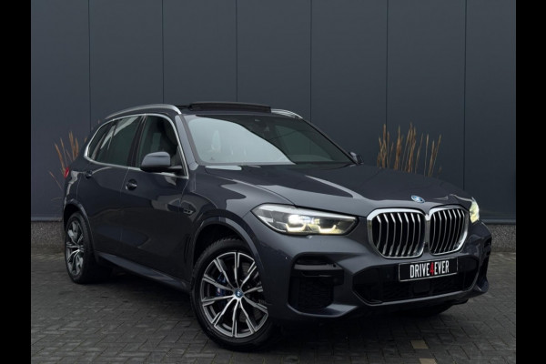 BMW X5 xDrive45e M PACK PANO NAVI CAMERA LED LEDER SPORTVELGEN