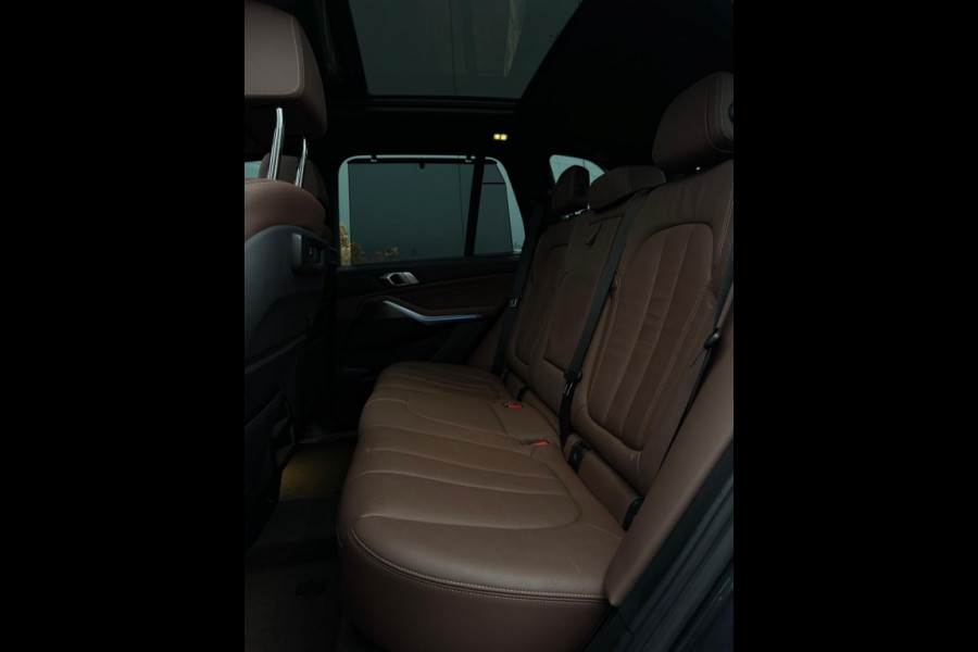 BMW X5 xDrive45e M PACK PANO NAVI CAMERA LED LEDER SPORTVELGEN
