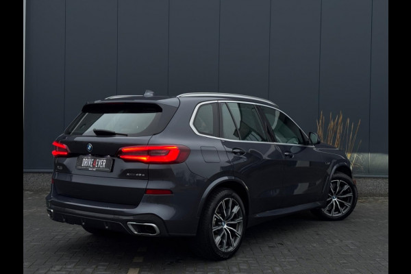 BMW X5 xDrive45e M PACK PANO NAVI CAMERA LED LEDER SPORTVELGEN