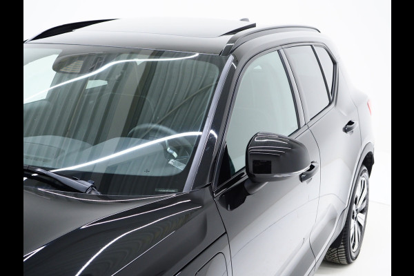Volvo XC40 1.5 T5 Plug-in hybrid Ultimate Dark | Panoramadak | Harman/Kardon | Pilot Assist | Camera | BLIS | Keyless | Carplay