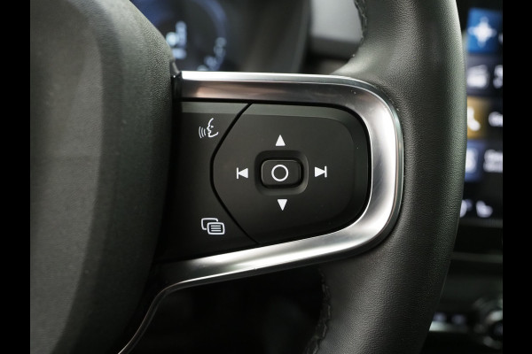 Volvo XC40 1.5 T5 Plug-in hybrid Ultimate Dark | Panoramadak | Harman/Kardon | Pilot Assist | Camera | BLIS | Keyless | Carplay