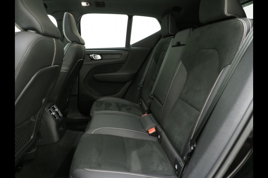Volvo XC40 1.5 T5 Plug-in hybrid Ultimate Dark | Panoramadak | Harman/Kardon | Pilot Assist | Camera | BLIS | Keyless | Carplay