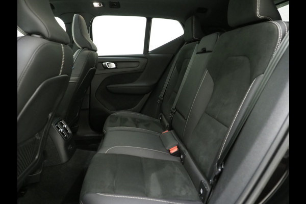 Volvo XC40 1.5 T5 Plug-in hybrid Ultimate Dark | Panoramadak | Harman/Kardon | Pilot Assist | Camera | BLIS | Keyless | Carplay